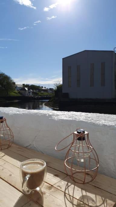 Stunning Riverside Town House With Views Ayrshire เกอร์แวน ภายนอก รูปภาพ
