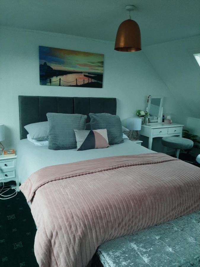 Stunning Riverside Town House With Views Ayrshire เกอร์แวน ภายนอก รูปภาพ