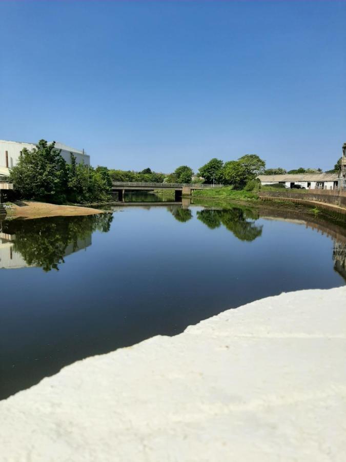 Stunning Riverside Town House With Views Ayrshire เกอร์แวน ภายนอก รูปภาพ