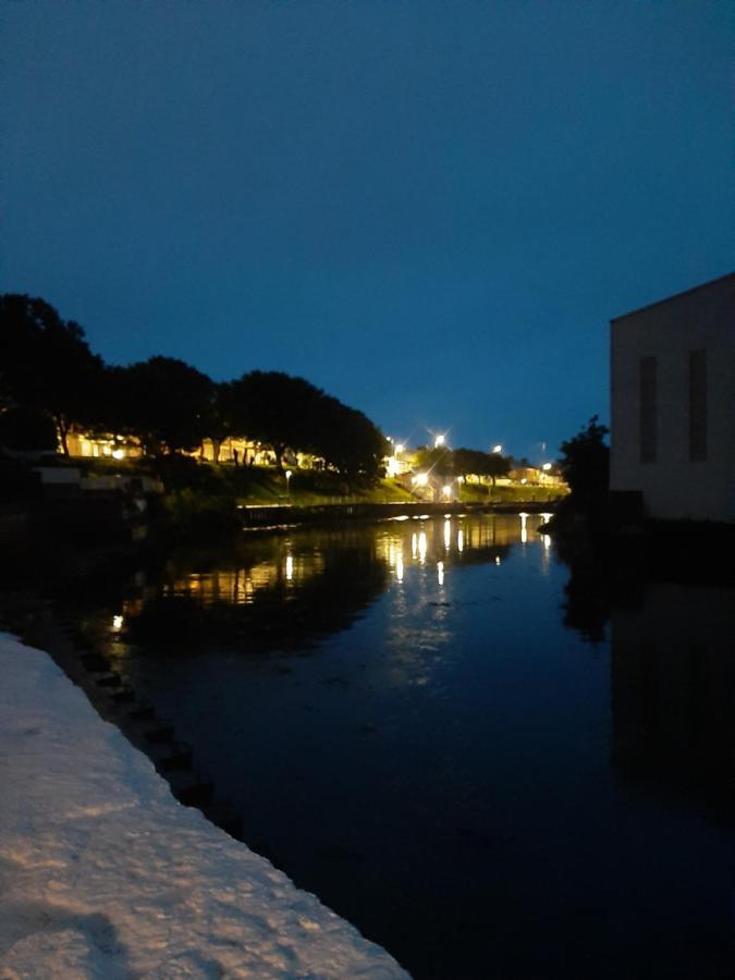 Stunning Riverside Town House With Views Ayrshire เกอร์แวน ภายนอก รูปภาพ